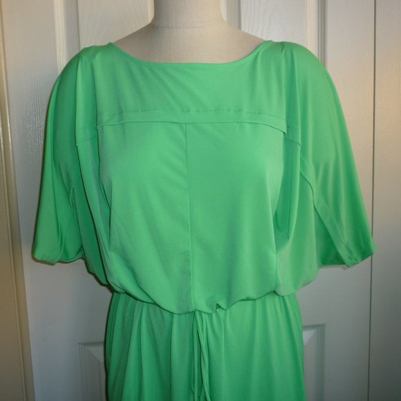 Cold Water Creek: Neon Green/Dolmen Sleeve Dress - Picture 3 of 10
